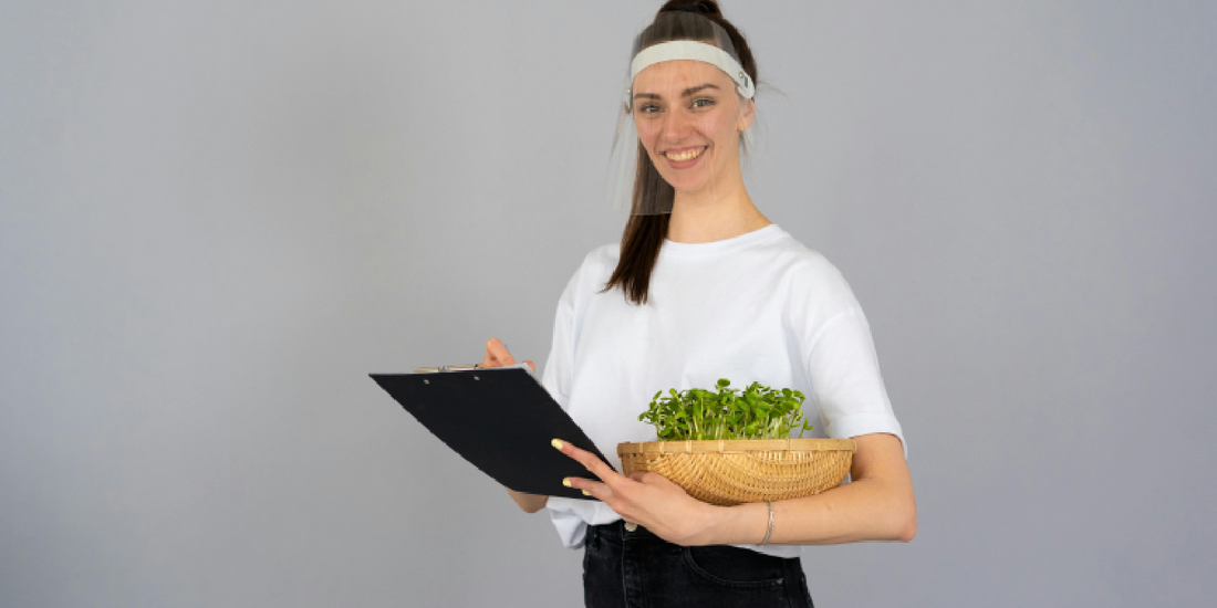 How to Organize Plants by Height on a Shelf
